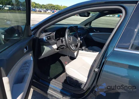 2022 Genesis G70 2.0T Rwd из США, поврежденный, VIN KMTG34TA6NU097675